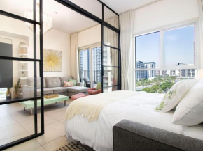 Bright & Modern 1BR Apartment in Socio Dubai Hills